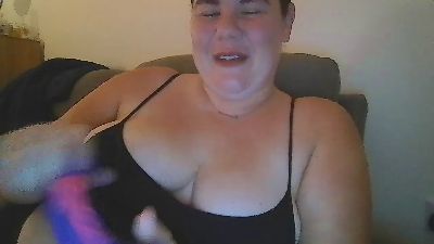 LuluRose30 live cam on Cam4