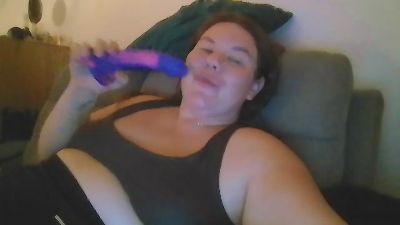 LuluRose30 live cam on Cam4