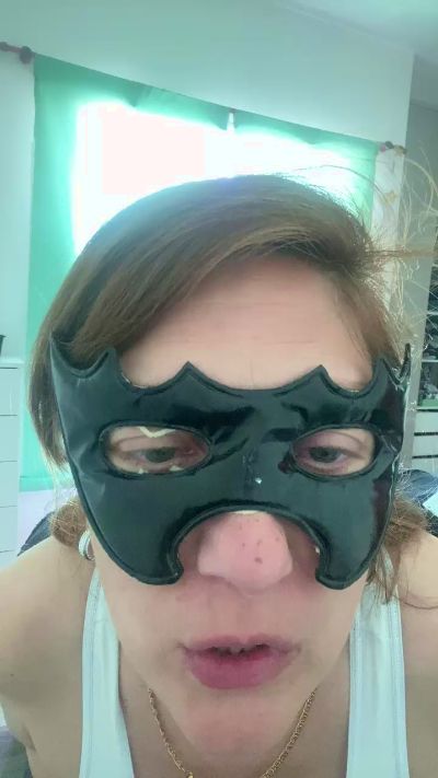 Lulupies2026 live cam on Cam4