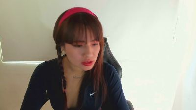 LunaBloom live cam on Cam4