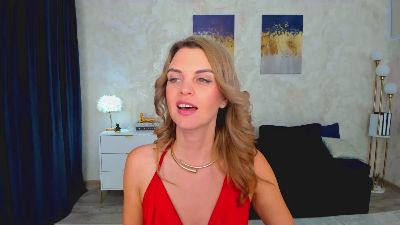 LunaFlinn live cam on Cam4