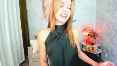 LunaFlinn live cam on Cam4
