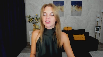 LunaFlinn live cam on Cam4