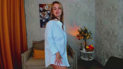 LunaFlinn live cam on Cam4
