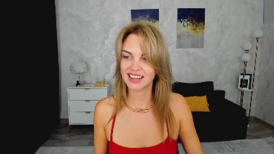 LunaFlinn live cam on Cam4
