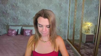 LunaFlinn live cam on Cam4