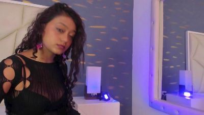 LunaGatti Live Cam and Statistics on UnifiedCams