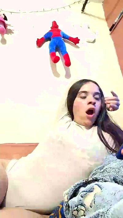 LunaKarma live cam on Cam4