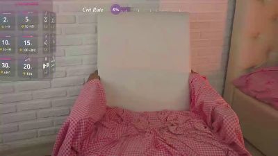 LunaLeez live cam on Cam4