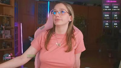 LunaNicole live cam on Cam4