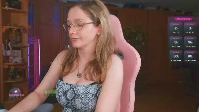 LunaNicole live cam on Cam4