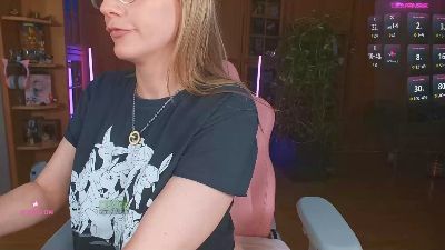 LunaNicole live cam on Cam4