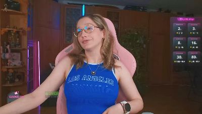 LunaNicole live cam on Cam4