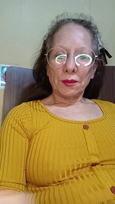 LunaRougeX live cam on Cam4