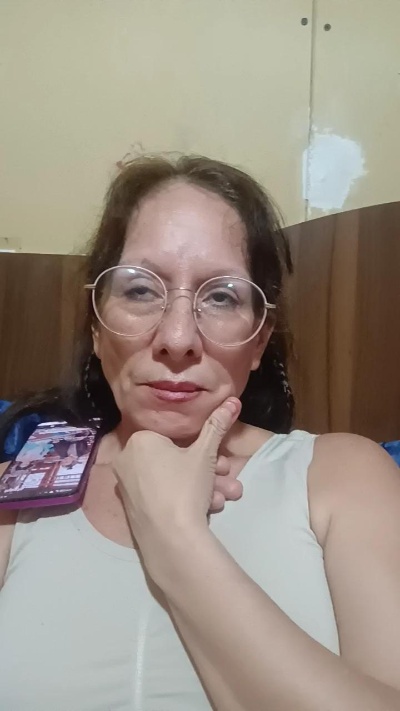LunaRougeX live cam on Cam4