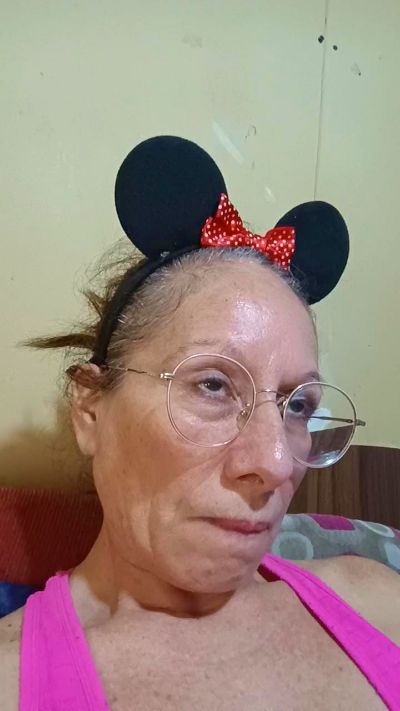 LunaRougeX live cam on Cam4