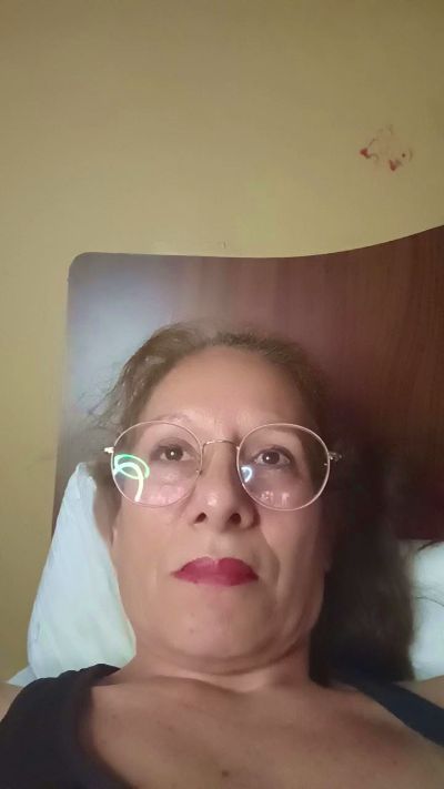 LunaRougeX live cam on Cam4