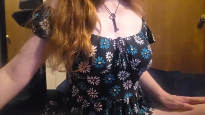 LunaThePoet live cam on Cam4