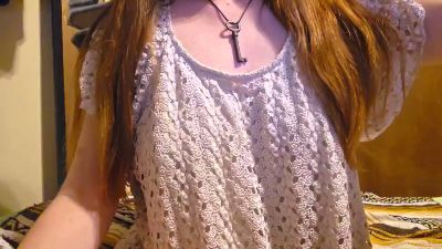 LunaThePoet live cam on Cam4