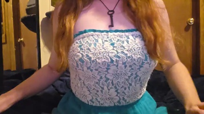 LunaThePoet live cam on Cam4