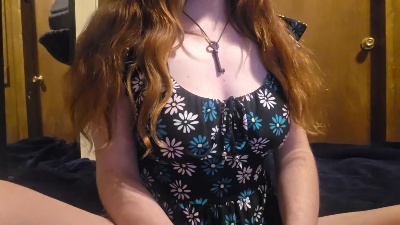 LunaThePoet live cam on Cam4