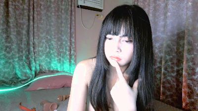 LunaViolette live cam on Cam4