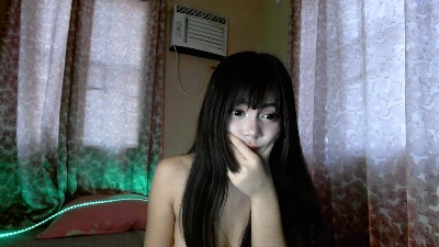 LunaViolette live cam on Cam4