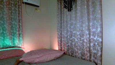 LunaViolette live cam on Cam4