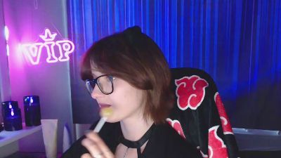 Luna_Cherry live cam on Cam4