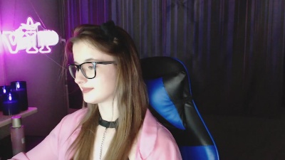 Luna_Cherry live cam on Cam4