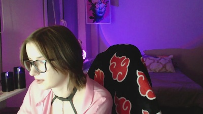 Luna_Cherry live cam on Cam4