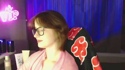 Luna_Cherry live cam on Cam4