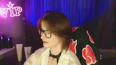 Luna_Cherry live cam on Cam4