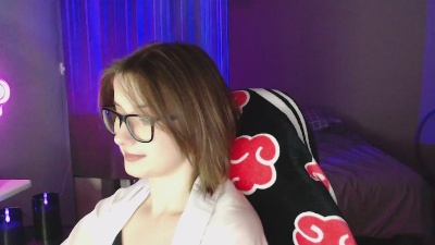 Luna_Cherry live cam on Cam4