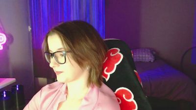 Luna_Cherry live cam on Cam4