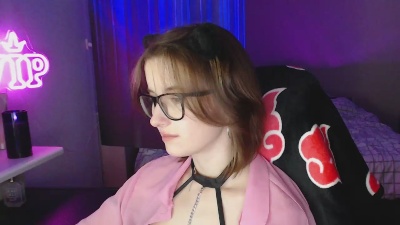 Luna_Cherry live cam on Cam4
