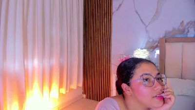 Luna_Rosse_ live cam on Cam4