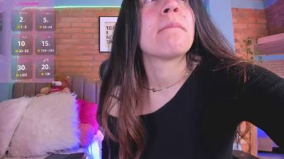 Luna_valmontt live cam on Cam4