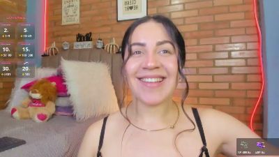 Luna_valmontt live cam on Cam4