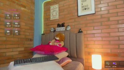 Luna_valmontt live cam on Cam4
