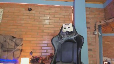 Luna_valmontt live cam on Cam4