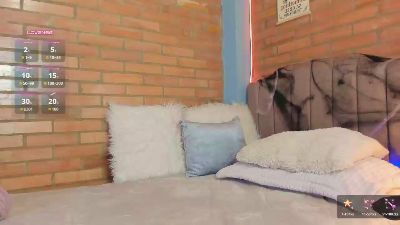 Luna_valmontt live cam on Cam4