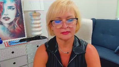 Luna_xFantasy live cam on Cam4