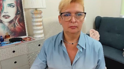 Luna_xFantasy live cam on Cam4
