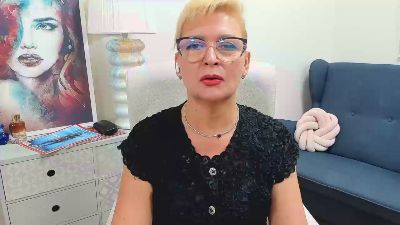 Luna_xFantasy live cam on Cam4