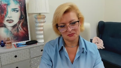 Luna_xFantasy live cam on Cam4