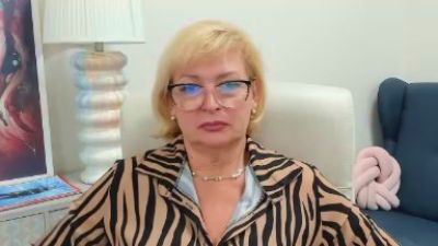 Luna_xFantasy live cam on Cam4