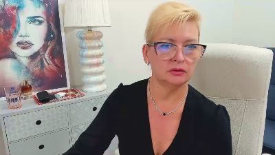 Luna_xFantasy live cam on Cam4