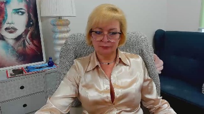 Luna_xFantasy live cam on Cam4