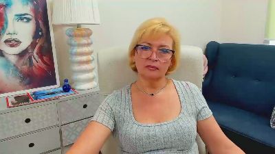 Luna_xFantasy live cam on Cam4